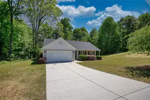 854 Hawk Creek Trail, Winder, GA 30680 - Photo 3