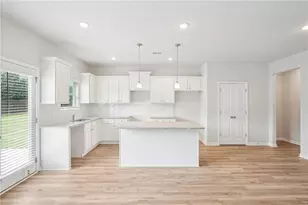 3010 Viewpark Cir, Conyers, GA 30013 - Photo 11