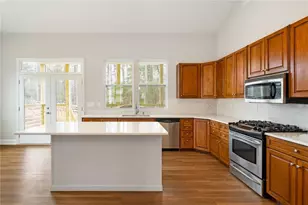 2295 Brandon Ct, Marietta, GA 30066 - Photo 9