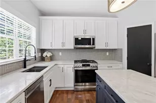 561 Ashland Pkwy, Woodstock, GA 30189 - Photo 9