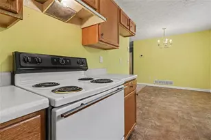 108 Ravenwood Ln, Rockmart, GA 30153 - Photo 7