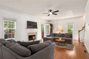 446 Sandtrap Ln, Sugar Hill, GA 30518 - Photo 13