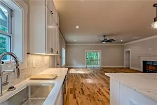 341 Abby Ln, Clayton, GA 30525 - Photo 9