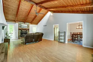 4831 NE Highpoint Dr NE, Marietta, GA 30066 - Photo 7