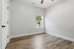 6 Thomaston St, Newnan, GA 30263 - Photo 33