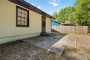 400 Cedar Wood Ct, Atlanta, GA 30349 - Photo 33