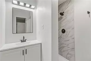 400 Cedar Wood Ct, Atlanta, GA 30349 - Photo 25