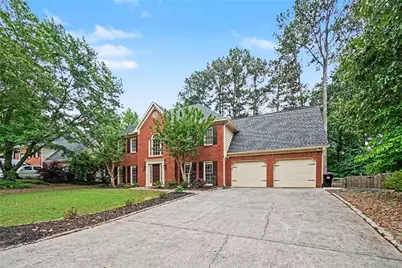 5709 Fairwood Drive NW, Acworth, GA 30101 - Photo 3