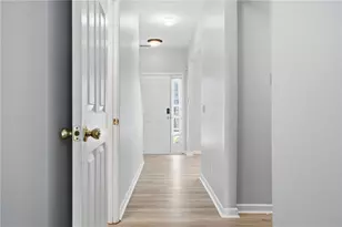 585 McWilliams Road SE, Atlanta, GA 30315 - Photo 3