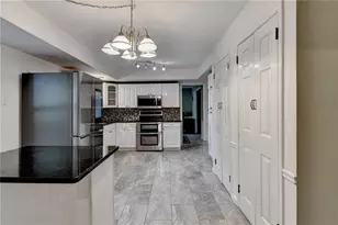 151 Shadowlawn Road SE, Marietta, GA 30067 - Photo 9