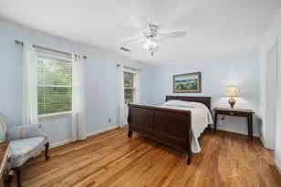 300 Waterpine Ct, Sandy Springs, GA 30350 - Photo 35