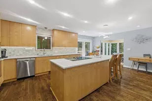 1061 Winding Branch Cir, Dunwoody, GA 30338 - Photo 13