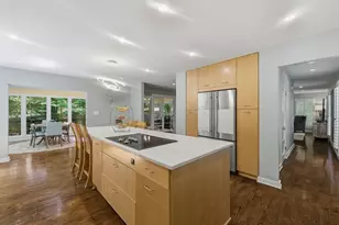 1061 Winding Branch Cir, Dunwoody, GA 30338 - Photo 11