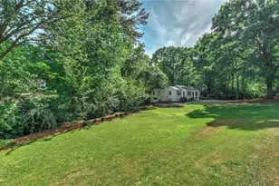 1851 Hickory Rd, Atlanta, GA 30341 - Photo 43