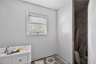 1315 Oakengate Dr, Stone Mountain, GA 30083 - Photo 17