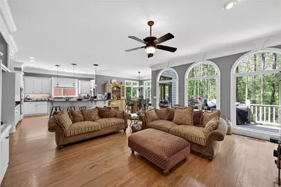 1029 Laurel Grove Court, Suwanee, GA 30024 - Photo 7