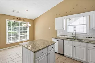 3289 Hampton Trace Ct, Buford, GA 30519 - Photo 17