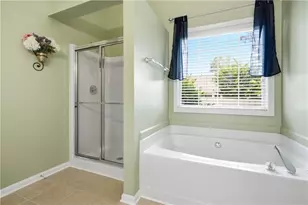 3289 Hampton Trace Ct, Buford, GA 30519 - Photo 25