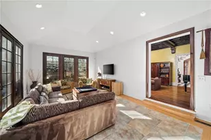 2740 Northside NW Dr N, Atlanta, GA 30305 - Photo 13