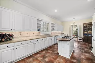 2740 Northside NW Dr N, Atlanta, GA 30305 - Photo 21