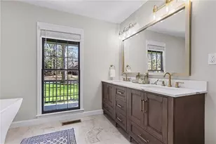 7070 Glenridge Dr, Atlanta, GA 30328 - Photo 21