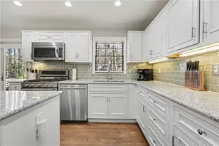 7070 Glenridge Dr, Atlanta, GA 30328 - Photo 39