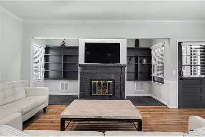 7070 Glenridge Drive, Atlanta, GA 30328 - Photo 13