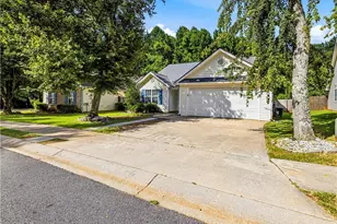 821 Freedom Walk, Locust Grove, GA 30248 - Photo 3