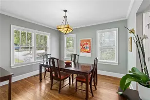 67 E Lake Dr NE, Atlanta, GA 30317 - Photo 9