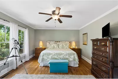 67 E Lake Drive NE, Atlanta, GA 30317 - Photo 15