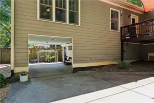 67 E Lake Dr NE, Atlanta, GA 30317 - Photo 27