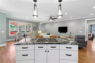67 E Lake Dr NE, Atlanta, GA 30317 - Photo 7