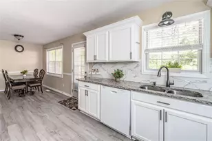 13 Greystone Ln NW, Cartersville, GA 30121 - Photo 15