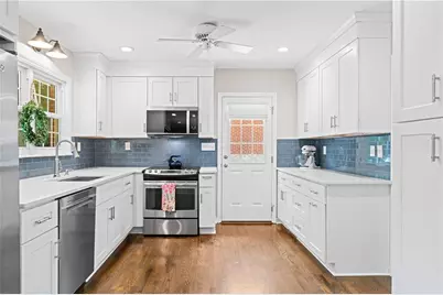 1424 Christmas Lane NE, Atlanta, GA 30329 - Photo 15