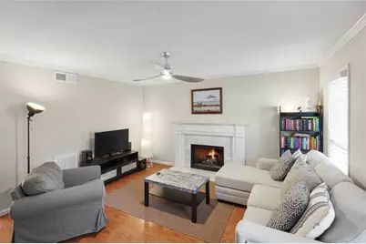 1101 Collier Road NW #D6, Atlanta, GA 30318 - Photo 5