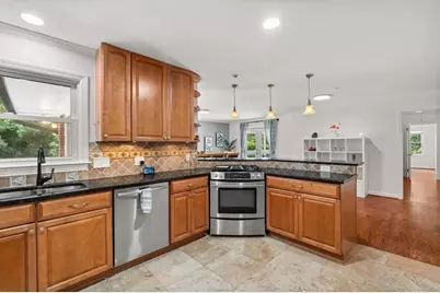 1497 Holly Lane NE, Atlanta, GA 30329 - Photo 3