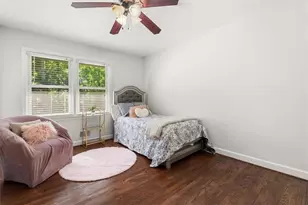 1497 Holly Ln NE, Atlanta, GA 30329 - Photo 11