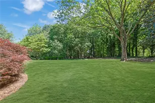 205 Saddle Creek Dr, Roswell, GA 30076 - Photo 43