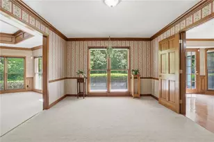 205 Saddle Creek Dr, Roswell, GA 30076 - Photo 9