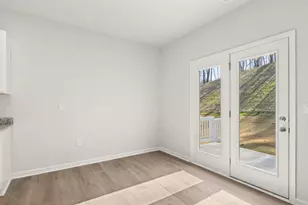 2950 Daxton Ln, Gainesville, GA 30507 - Photo 9