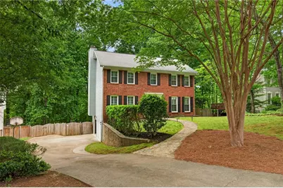 8571 Birch Hollow Drive, Roswell, GA 30076 - Photo 3