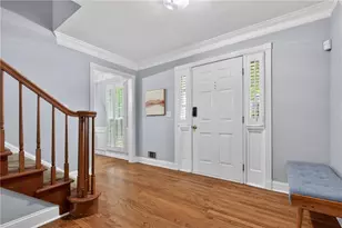 8571 Birch Hollow Dr, Roswell, GA 30076 - Photo 5
