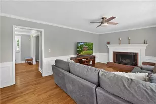 8571 Birch Hollow Dr, Roswell, GA 30076 - Photo 13