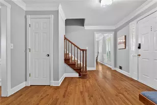 8571 Birch Hollow Dr, Roswell, GA 30076 - Photo 7