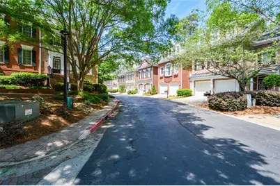 4635 Ivygate Circle SE, Atlanta, GA 30339 - Photo 5