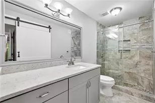 3019 Canyon Point Cir, Roswell, GA 30076 - Photo 17
