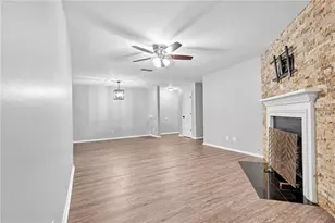 3019 Canyon Point Cir, Roswell, GA 30076 - Photo 9