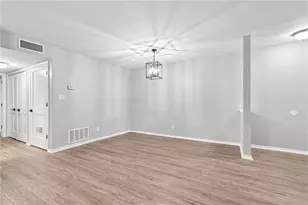 3019 Canyon Point Cir, Roswell, GA 30076 - Photo 3