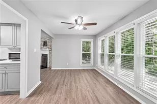 3019 Canyon Point Cir, Roswell, GA 30076 - Photo 13