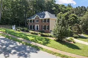 4423 Windsor Oaks Cir, Marietta, GA 30066 - Photo 3